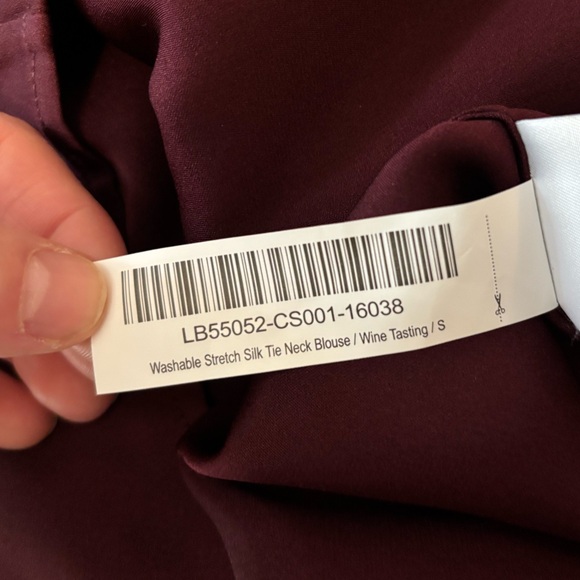 Quince Washable Stretch Silk Tie Neck Blouse in Wine Tasting size S - Picture 8 of 8